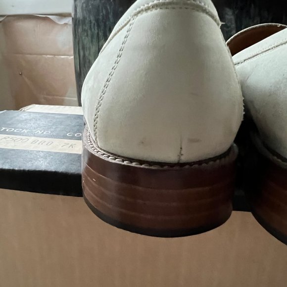 Vintage Coach bone 6.5 B Whitney leather nubuck loafters, Italy - Picture 6 of 7